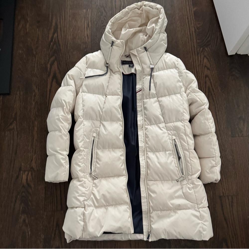 Tommy Hilfiger Cream Long Puffer Jacket, size Large